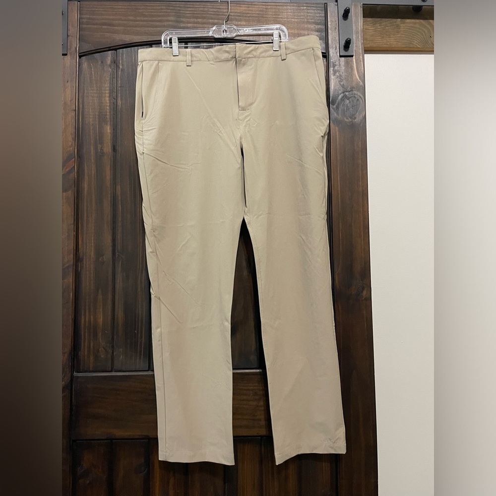 Teren men’s Lightweight Traveler Pants 38/34 new without tags